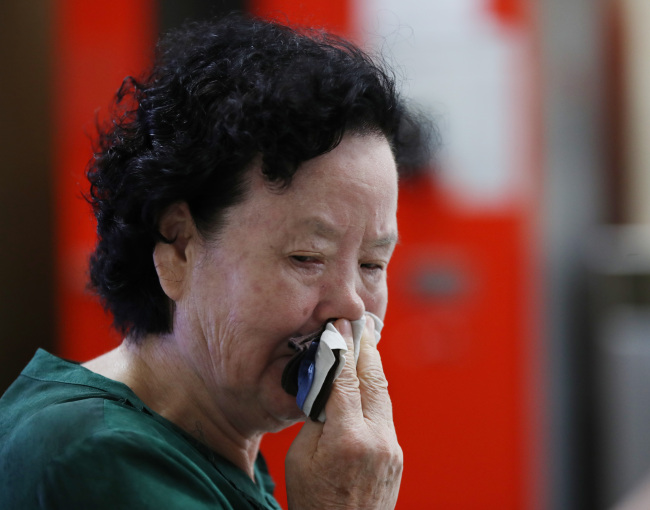 Cho Joong-pil's mother (Yonhap)