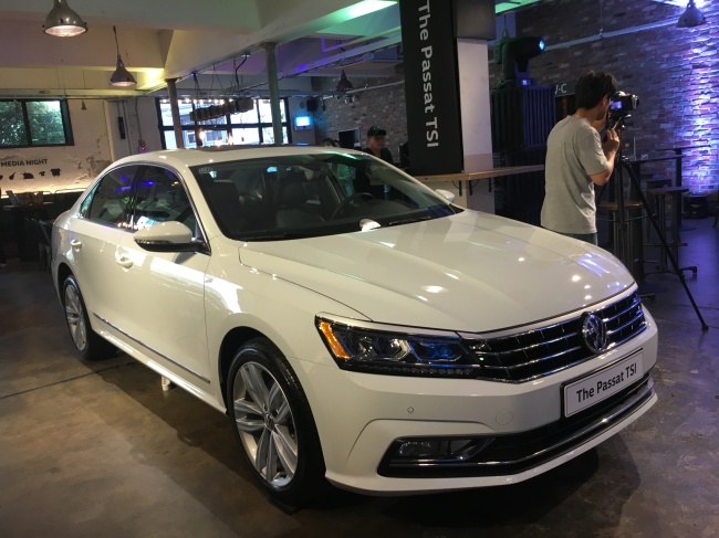 Passat TSI is displayed at a media event in Seoul on Friday.(Volkswagen Korea)
