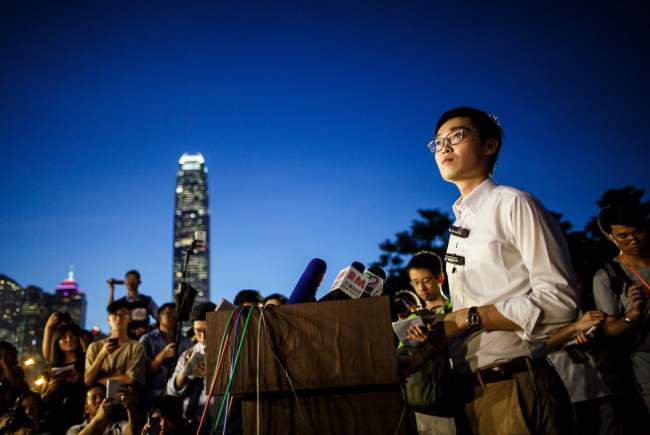 This file photo taken on Aug. 5, 2016 shows Andy Chan, leader of the pro-independence Hong Kong National Party and a disqualified candidate of the city's elections, speaking at a press conference at the start of a rally near the government's headquarters in Hong Kong. (AFP-Yonhap)