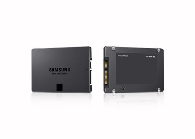 삼성전자 4TB QLC SSD.  [제공=삼성전자]