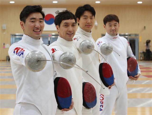 3회 연속 종합우승을 노리는 펜싱팀.