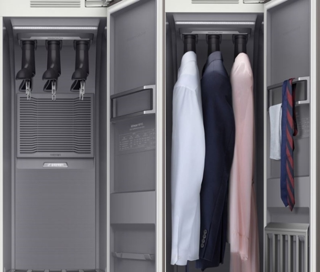 Air Dresser garment care system (Samsung Electronics Co.)