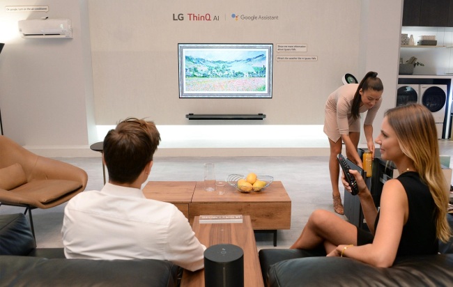 An LG Electronics booth at IFA 2018 (Yonhap)