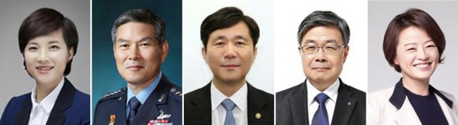 The five ministers nominated on Thursday. From left: Yoo Eun-hae, Jeong Kyeong-doo, Sung Yun-mo, Lee Jae-kap and Jin Sun-mee. Cheong Wa Dae