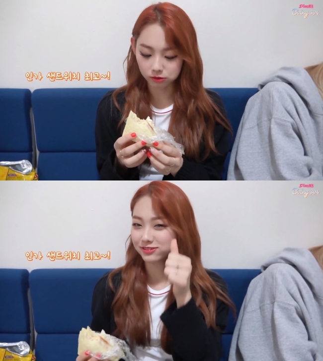 Gugudan members eating the SBS Inkigayo sandwich on camera as part of the wider idol food trend
