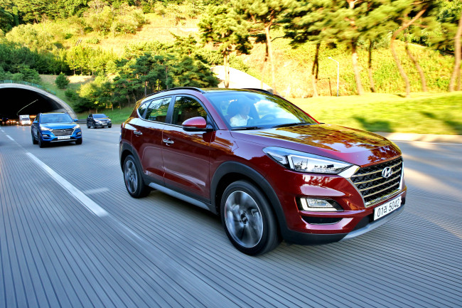 Facelifted Tucson unveiled in Aug seen during a test drive. (Hyundai Motor)