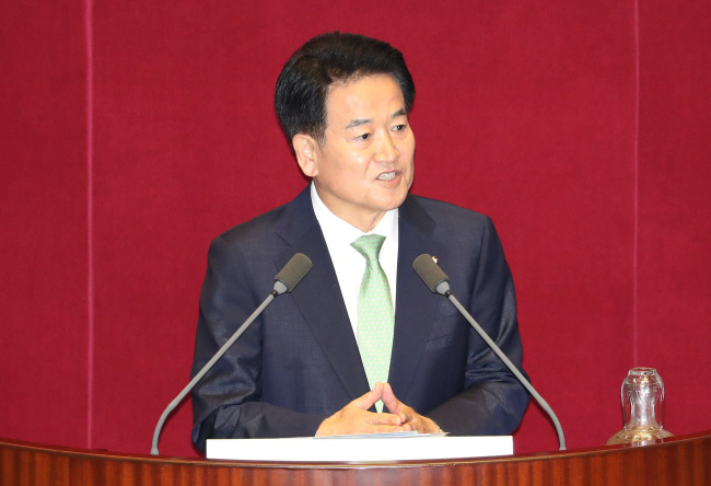 민주평화당 정동영 대표가 13일 오전 국회 본회의에서 비교섭단체 대표 연설을 하고 있다. (사진=연합뉴스)