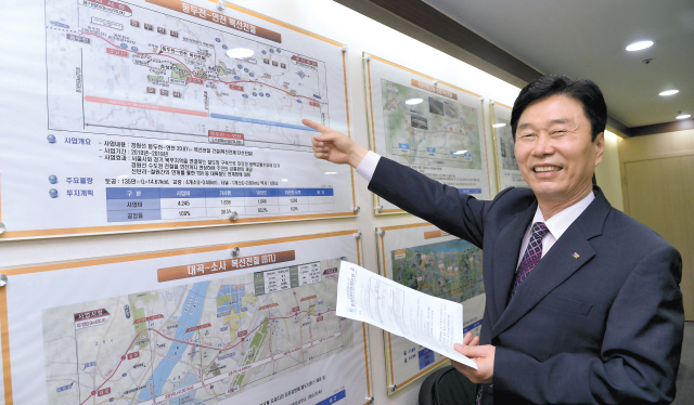 “남북 철도연결은 언제든 바로 공사를 시작할 수 있도록 준비가 되어있습니다.” 김상균 한국철도시설공단 이사장은 남북철도 연결을 긴 안목으로 내다봐야 한다고 말한다.  정희조 기자/checho@heraldcorp.com