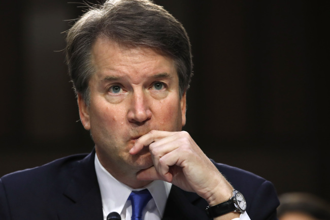 <YONHAP PHOTO-4030> FILE - In this Sept. 5, 2018, file photo, President Donald Trump's Supreme Court nominee, Brett Kavanaugh listens to a question while testifying before the Senate Judiciary Committee on Capitol Hill in Washington. (AP Photo/Jacquelyn Martin, File)/2018-09-26 13:35:29/ <저작권자 ⓒ 1980-2018 ㈜연합뉴스. 무단 전재 재배포 금지.>
<YONHAP PHOTO-4030> FILE - In this Sept. 5, 2018, file photo, President Donald Trump's Supreme Court nominee, Brett Kavanaugh listens to a question while testifying before the Senate Judiciary Committee on Capitol Hill in Washington. (AP Photo/Jacquelyn Martin, File)/2018-09-26 13:35:29/ <저작권자 ⓒ 1980-2018 ㈜연합뉴스. 무단 전재 재배포 금지.>