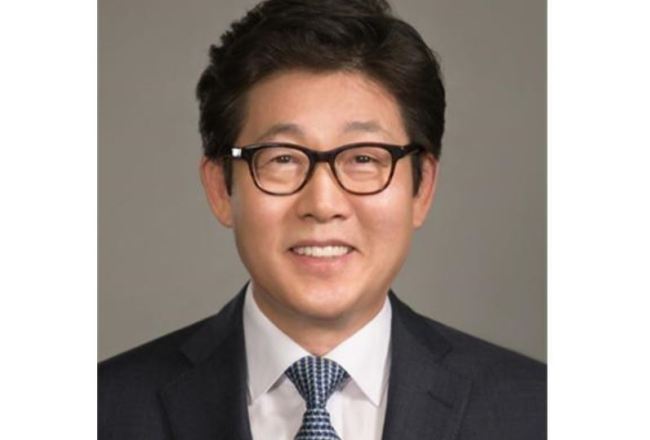 Cho Myung-rae. Cheong Wa Dae