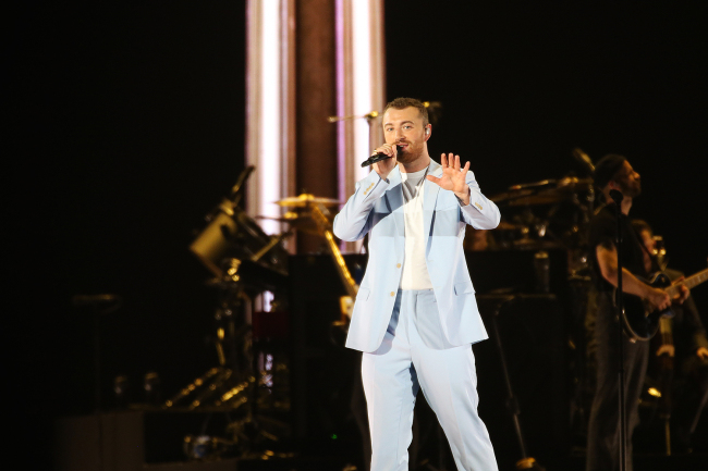 Sam Smith performs at Gocheok Sky Dome in Seoul on Tuesday. (Yonhap)