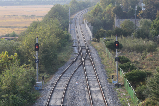 A section of Gyeongui Line crossing the border between the two Koreas, in Paju, Gyeonggi Province. (Yonhap)
