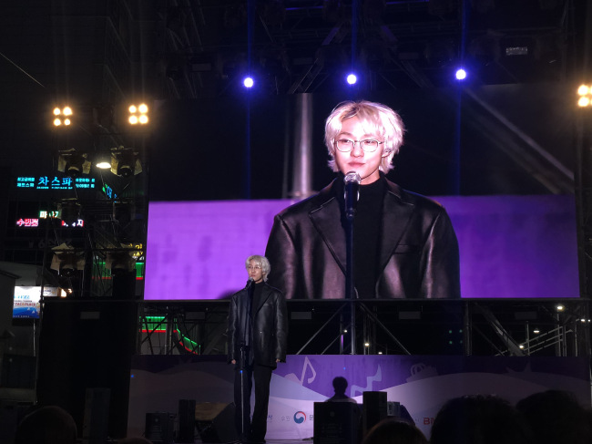Zion.T at Busan One Asia Festival on Oct. 26 (Lim Jeong-yeo/The Korea Herald)