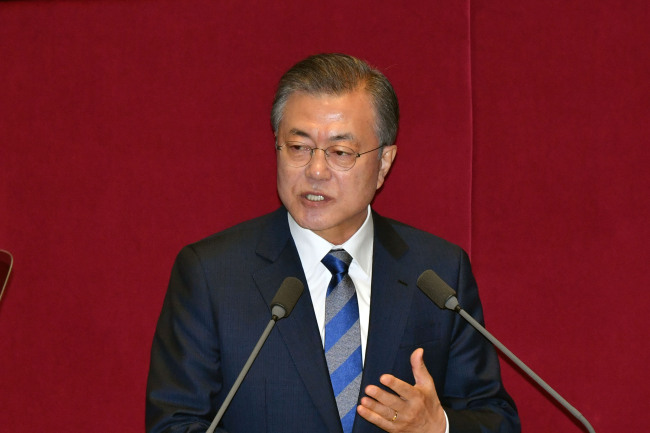 President Moon Jae-in addresses the parliament on Thurday. Yonhap