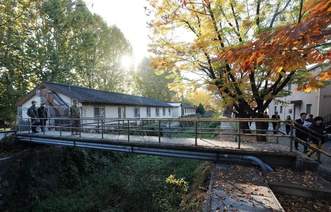 Inside the Yongsan Garrison revealed to some reporters on Friday (Yonhap)