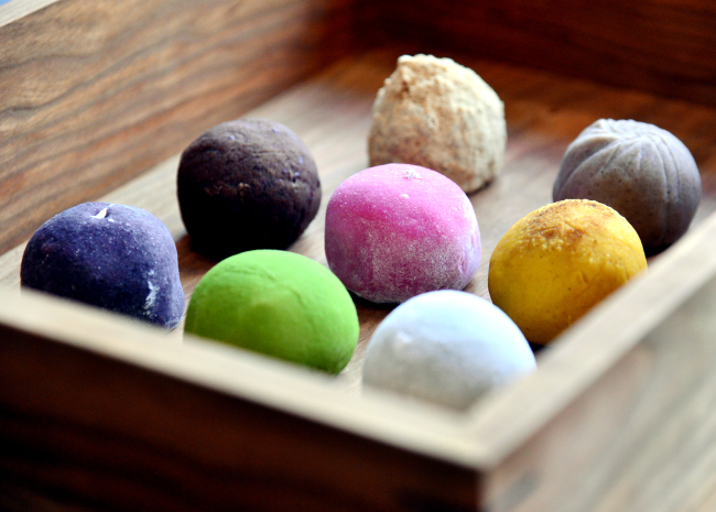 Mochibang specializes in wagashi, or Japanese sweets, with a focus on rice cakes like mochi and ohagi. (Photo credit: Park Hyun-koo/The Korea Herald)