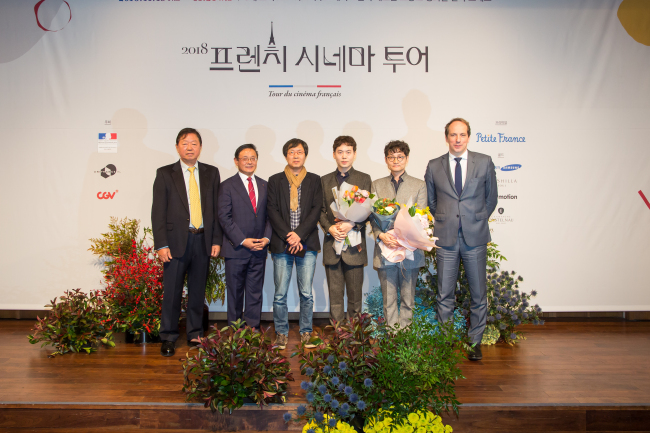 From left: CEO of Petite France Han Hong-sup, CEO of CJ CGV Choi Byung-hwan, Film producer Lee Jun-dong, Seoul Pride Film Festival programmer Kim Seung-hwan and Commissioner KimCho Kwang-soo, and French Ambassador Fabien Penone. (French Cinema Tour)