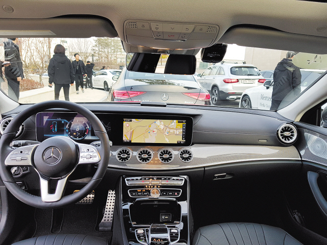 ▲더 뉴 CLS 400d
◀더 뉴 CLS 400d 내부 인테리어