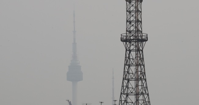 (전일마감)[데이터랩] 과거보다 훨씬 옅어졌다?…미세먼지의 진실은