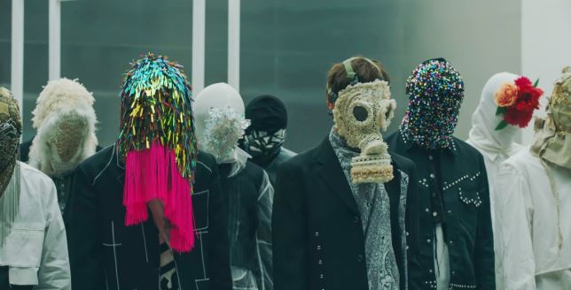 Screen grab of “Simon Says”’s music video (YouTube)