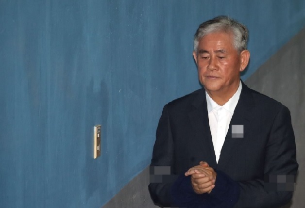 박근혜 정부의 ‘실세’ 최경환 의원이 채용 외압 의혹에 대해 증거부족 등의 이유로 1심서 무죄를 선고 받았다. [사진=연합뉴스]