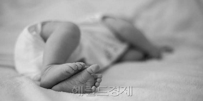 서울남부지검 여성아동범죄조사부(부장 강수산나)는 김모(38) 씨를 아동학대처벌에관한특례법위반(아동학대치사) 및 아동복지법위반(아동학대) 혐의로 지난달 30일 구속 기소했다고 5일 밝혔다. 사진 기사와 무관. [헤럴드경제DB]