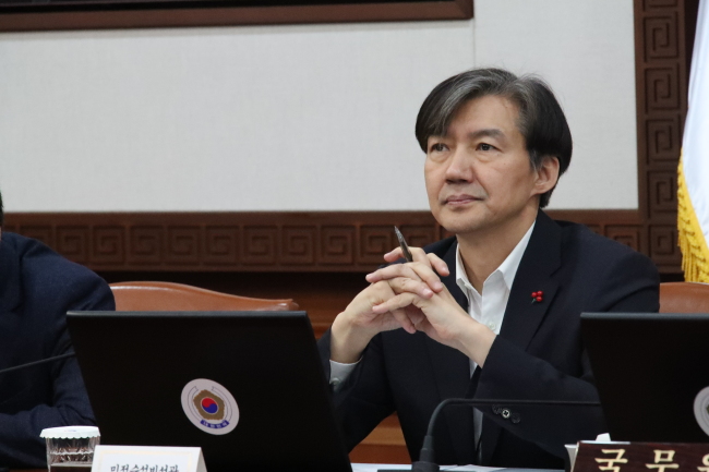 Senior Civil Affairs Secretary Cho Kuk at Tuesday's Cabinet meeting. Yonhap