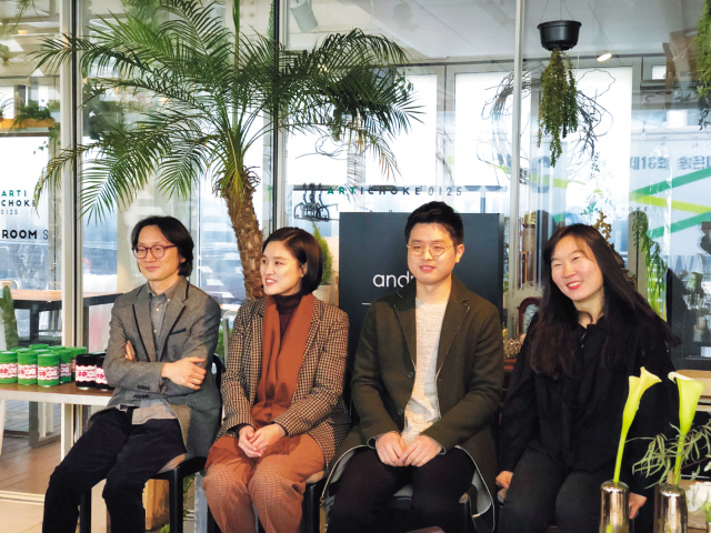 제18회 송은미술대상 후보인 김준, 박경률, 이의성, 전명은(왼쪽부터) 작가.  이한빛 기자/vicky@