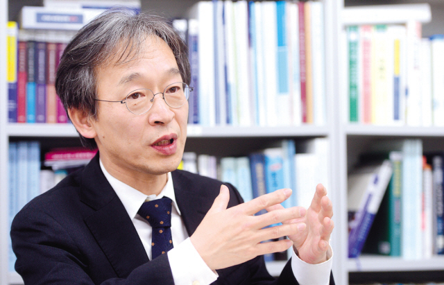 ▷문일고, 서울대 경제학과 ▷사법연수원 27기 ▷법무법인 세종 변호사 ▷국민연금기금 대체투자위원회 외부위원 ▷법무법인 지평 파트너 변호사