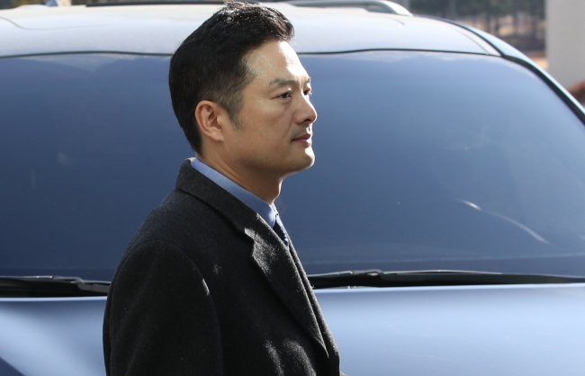Kim Tae-woo appears for questioning at the Seoul Eastern District Prosecutors' Office on Thursday. Yonhap