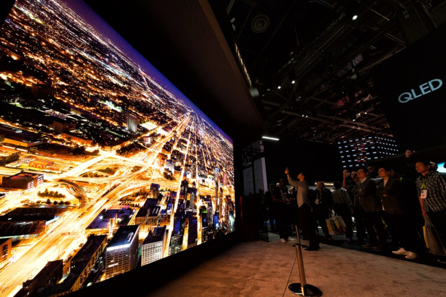 "The Wall" is displayed at Samsung Electronics' booth at CES 2019, Tuesday (Samsung Electronics)