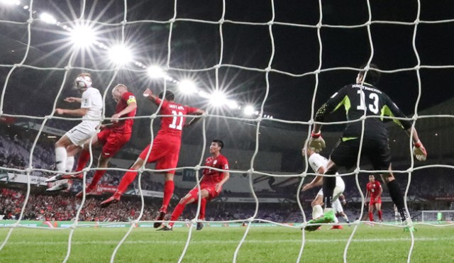 No more games on TV: Streaming services replacing TVs in sports broadcasts - The Korea Herald