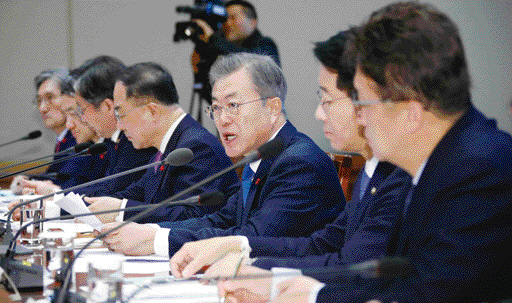 문재인 대통령이 23일 오후 청와대에서 열린 공정경제 추진전략 회의에서 발언하고 있다   [연합뉴스]