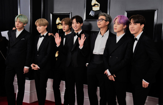Boy band BTS arrive for the 61st Annual Grammy Awards on February 10, 2019, in Los Angeles.(AFP/Yonhap)