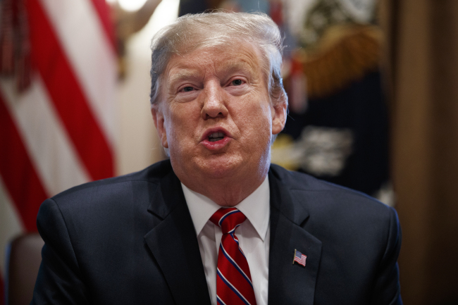 <YONHAP PHOTO-2085> President Donald Trump speaks during a cabinet meeting at the White House, Tuesday, Feb. 12, 2019, in Washington. (AP Photo/ Evan Vucci)/2019-02-13 05:44:13/ <저작권자 ⓒ 1980-2019 ㈜연합뉴스. 무단 전재 재배포 금지.>
<YONHAP PHOTO-2085> President Donald Trump speaks during a cabinet meeting at the White House, Tuesday, Feb. 12, 2019, in Washington. (AP Photo/ Evan Vucci)/2019-02-13 05:44:13/ <저작권자 ⓒ 1980-2019 ㈜연합뉴스. 무단 전재 재배포 금지.>