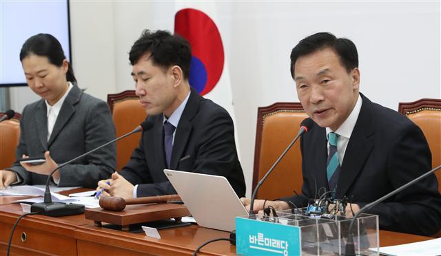 13일 국회에서 열린 최고위원회의에서 발언하고 있는 손학규 바른미래당 대표 [연합]