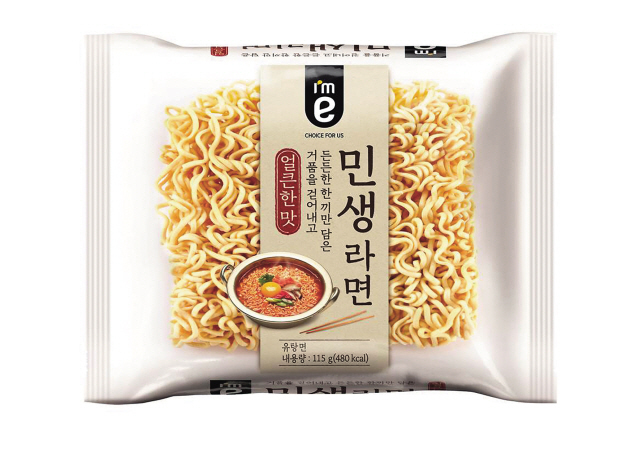 ‘민생라면’ 개당 390원
이마트24 최저가 도전