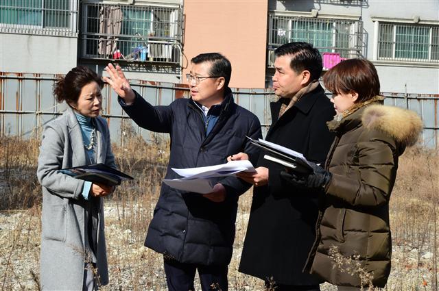 사회적경제지원센터 예정지 찾은 중랑구청장