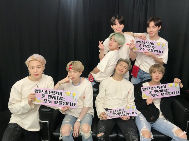 (BTS Official Twitter)