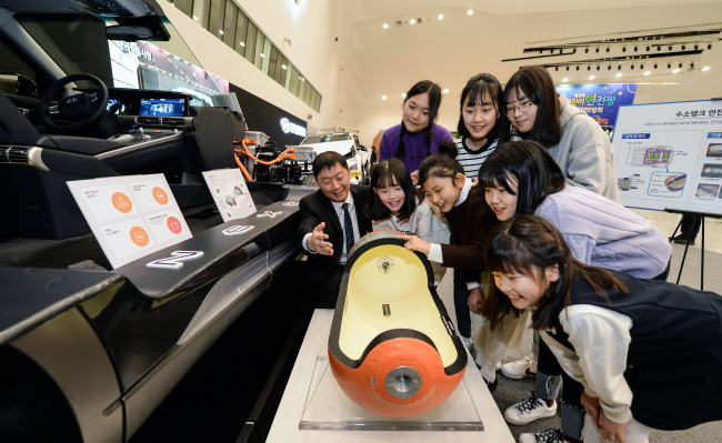 (Yonhap)