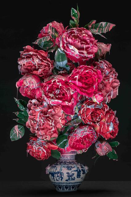 박효진, Blossom-peach, 66×100cm, pigment print, 2019  [아뜰리에 아키 제공]