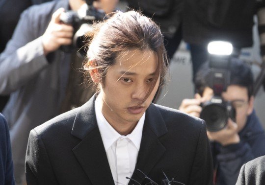 승리(위)와 정준영[연합]