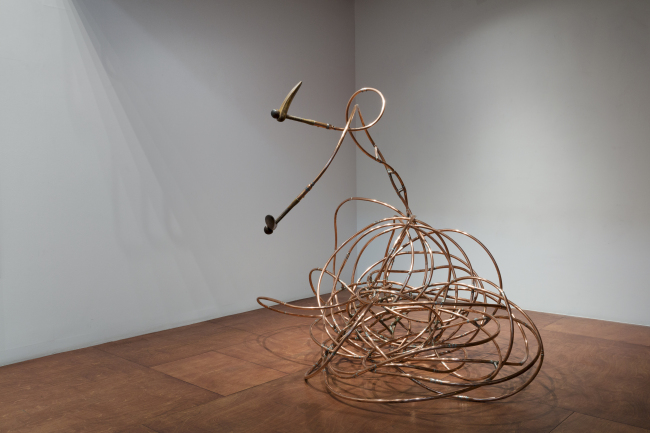Nicholas Hlobo, Installation view, Lehmann Maupin Seoul
Nicholas Hlobo, Installation view, Lehmann Maupin, Seoul, 2019. Courtesy the artist and Lehmann Maupin, Photo: OnArt Studio.