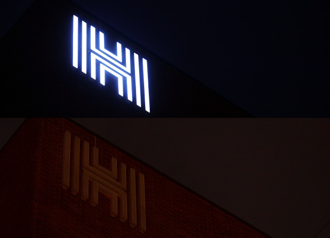 Herald Corp.’s headquarters in Yongsan-gu, Seoul, turns off its lights Saturday as part of the annual global lights-out event Earth Hour. (Lee Sang-sub, The Korea Herald)