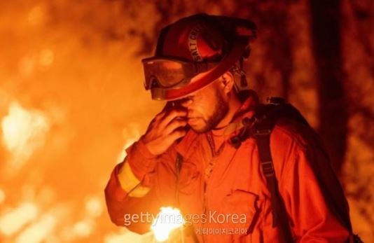 불끄는 소방관 이미지. [게티이미지]
