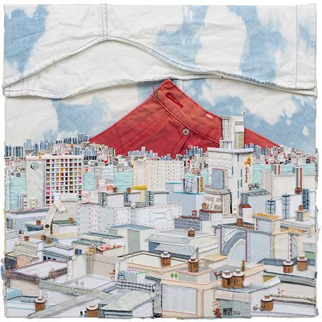 최소영, 붉은산, 2019, Denim on canvas, 46×46×5cm
[갤러리플래닛]
