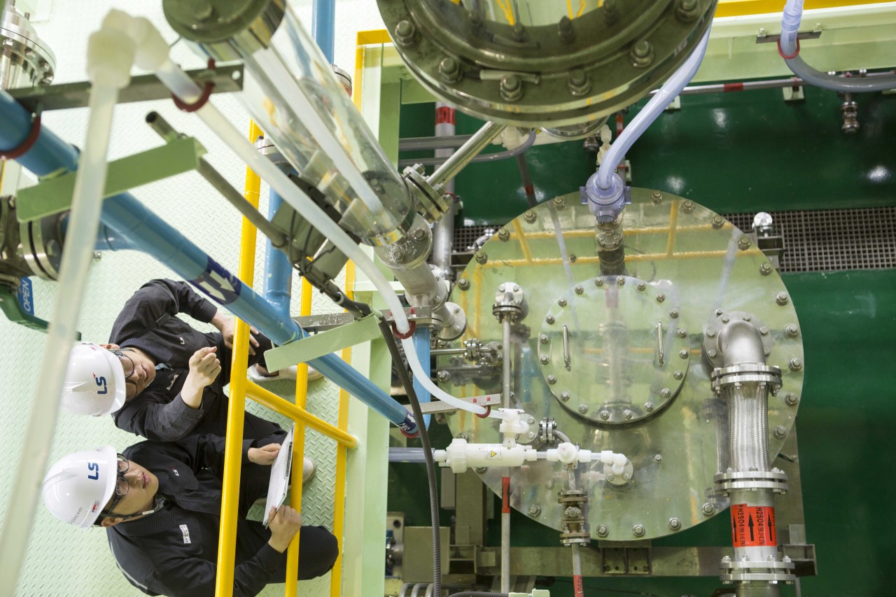 LS-Nikko Copper’s sulfuric acid factory at the copper smelter in Onsan, Ulsan LS Group