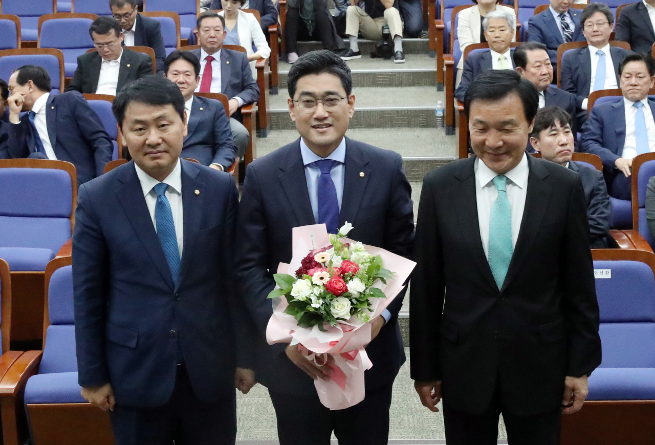 (Yonhap)