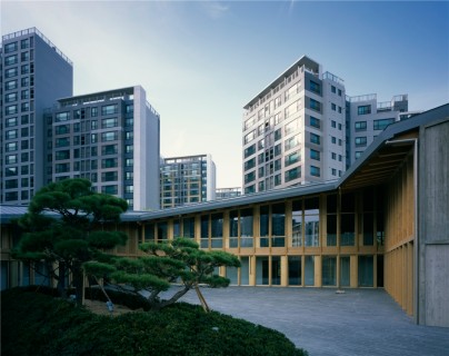 Swiss Embassy opens hanok-inspired building in Seoul