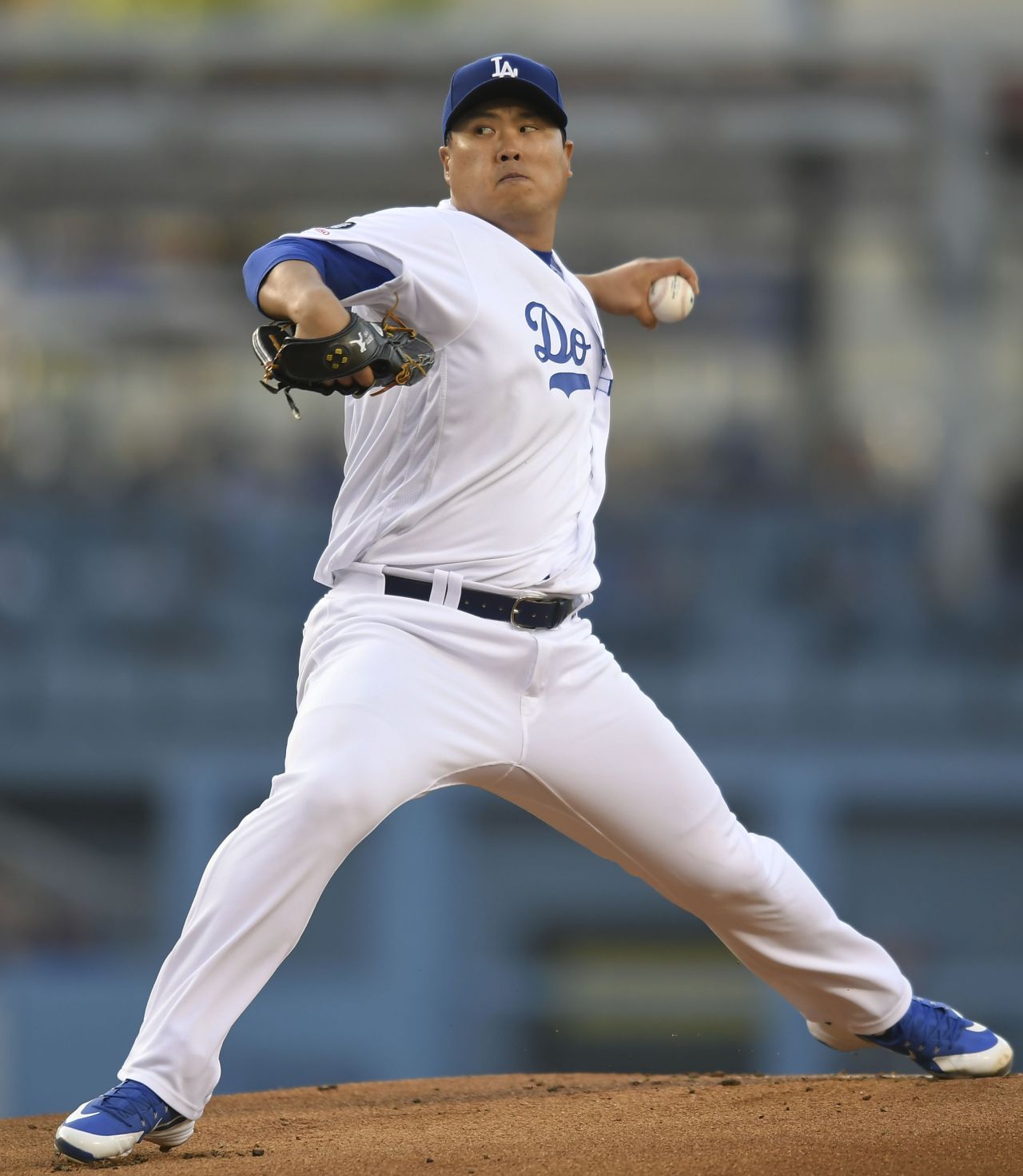 <YONHAP PHOTO-3500> LOS ANGELES, CA - MAY 30: Los Angeles Dodgers starting pitcher Hyun-Jin Ryu #99 pitches in the first inning against the New York Mets at Dodger Stadium on May 30, 2019 in Los Angeles, California. John McCoy/Getty Images/AFP == FOR NEWSPAPERS, INTERNET, TELCOS & TELEVISION USE ONLY ==/2019-05-31 11:58:12/ <저작권자 ⓒ 1980-2019 ㈜연합뉴스. 무단 전재 재배포 금지.>
<YONHAP PHOTO-3500> LOS ANGELES, CA - MAY 30: Los Angeles Dodgers starting pitcher Hyun-Jin Ryu #99 pitches in the first inning against the New York Mets at Dodger Stadium on May 30, 2019 in Los Angeles, California. John McCoy/Getty Images/AFP == FOR NEWSPAPERS, INTERNET, TELCOS & TELEVISION USE ONLY ==/2019-05-31 11:58:12/ <저작권자 ⓒ 1980-2019 ㈜연합뉴스. 무단 전재 재배포 금지.>